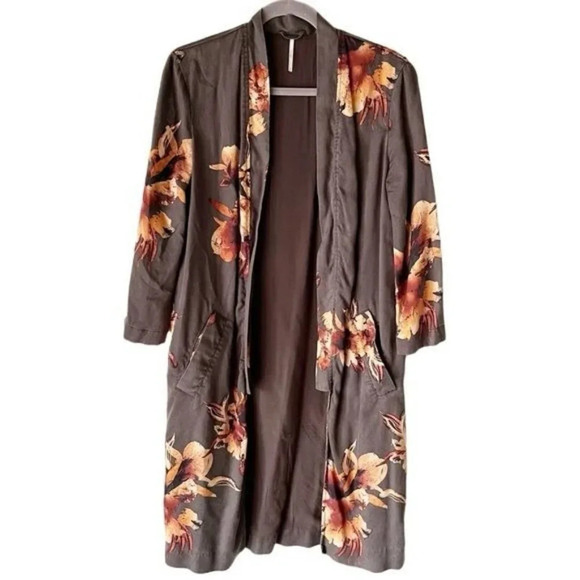 FREE People Slim Kimono in Brown Floral S Longline Open Front Boho Bohemian - Picture 2 of 8